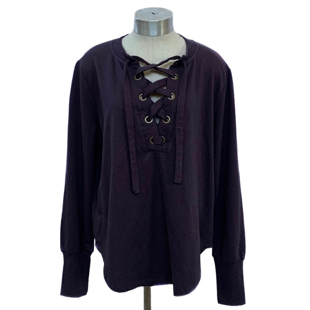 YOUNG, FABULOUS & BROKE Plum Lace Neck Sweatshirt